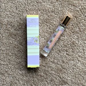 Good Chemistry Magnolia Violet